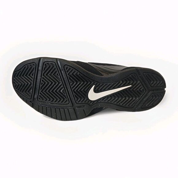 Nike Air Baseline Low Black Basketball Shoes Men’s 9 EUC 386240-001 Sneakers